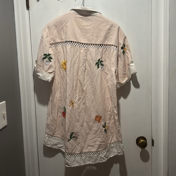 SIGNIFICANT OTHER linen cotton embroidered button down top - Picture 11 of 12